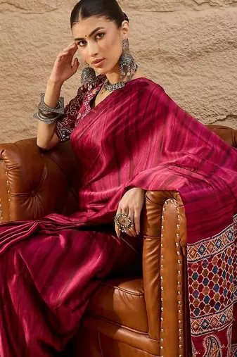 Pink women pink printed block print sarees