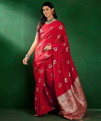 Red ethnic motifs woven design sequined banarasi sarees 3