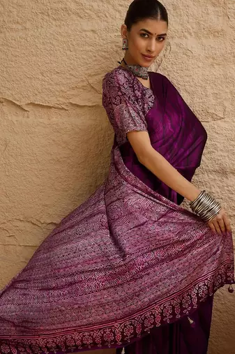 Purple women purple  crepe printed saree