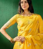 Mustard mustard yellow geometric woven designed sarees