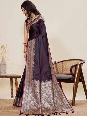 Brown woven design sarees blouse piece 3