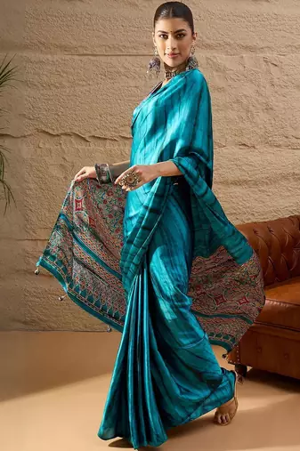 Blue women light blue crepe printed party wear saree with matching blouse