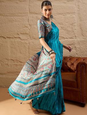 Blue women light blue crepe printed party wear saree with matching blouse 3