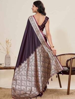 Brown woven design sarees blouse piece 4