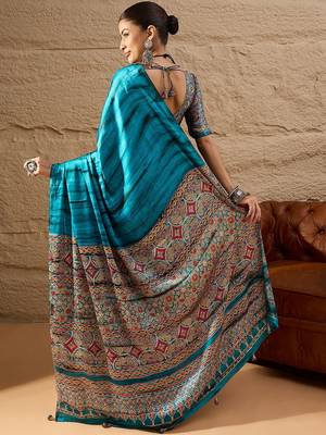 Blue women light blue crepe printed party wear saree with matching blouse 4