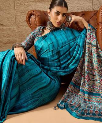 Blue women light blue crepe printed party wear saree with matching blouse 5