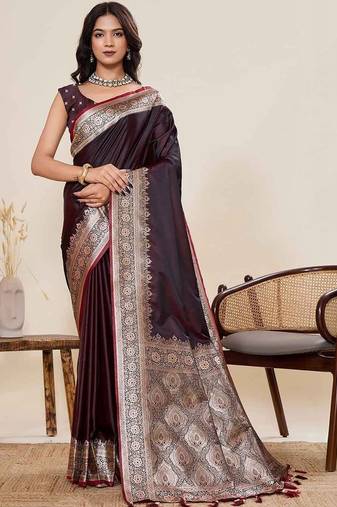 Brown woven design saree with unstitched blouse piece