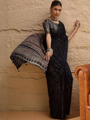 Black black printed  block print sarees 2