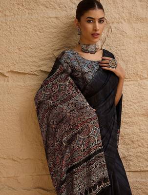 Black black printed  block print sarees 5