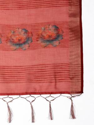 Pink printed saree with matching blouse 5