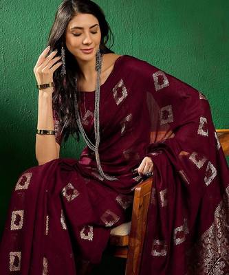 Magenta geometric woven design banarasi saree 1