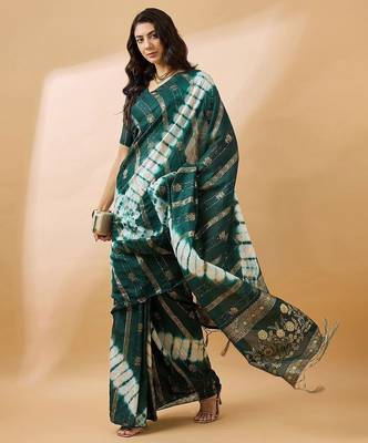 Green green ethnic motifs woven designed sequinned sarees 3