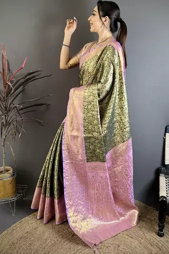 Green floral zari silk blend kanjeevaram saree