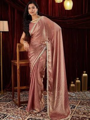 Pink embroidered bordered tissue saree with blouse piece 2