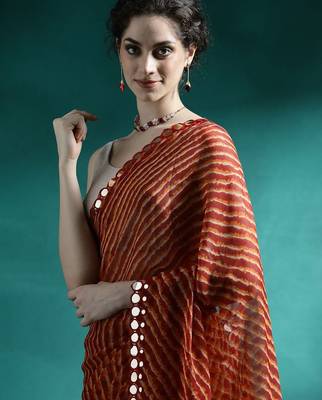 Red printed saree with blouse piece 1
