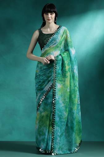 Green tie & dye printed saree with blouse piece