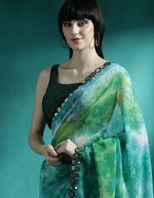 Green tie & dye printed saree with blouse piece 5