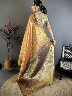 Gold ethnic motifs zari silk blend heavy work kanjeevaram saree 5