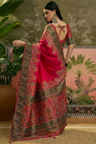 Magenta position printed zari weaving saree with contrast blouse piece
