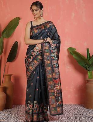 Black ethnic motifs printed saree with unstitched blouse 3