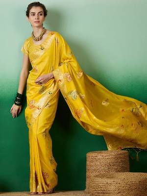 Yellow ethnic motif zari woven kanjeevaram saree with blouse 5