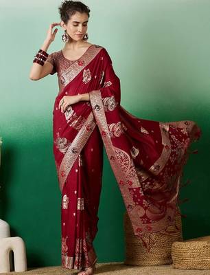 Maroon ethnic motif zari woven tassel detail kanjeevaram saree 2