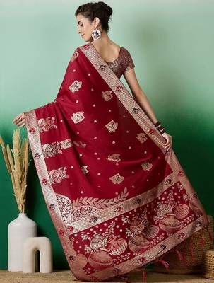 Maroon ethnic motif zari woven tassel detail kanjeevaram saree 4