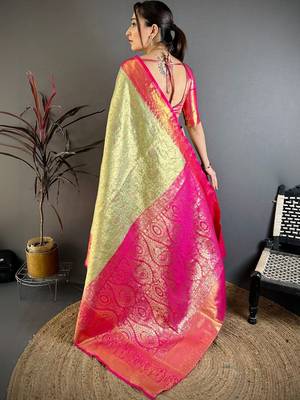 Green woven design zari silk blend kanjeevaram saree 4