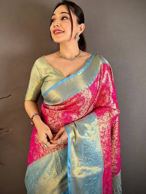 Magenta woven design zari silk blend kanjeevaram saree 2