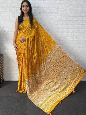 Yellow bandhani mirror work bandhani saree 3