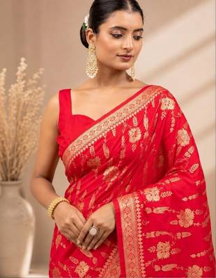 Red woven design zari art silk saree 2