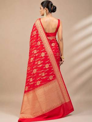 Red woven design zari art silk saree 4