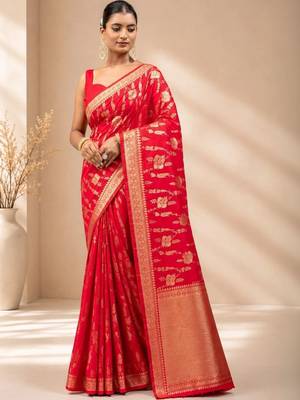 Red woven design zari art silk saree 5