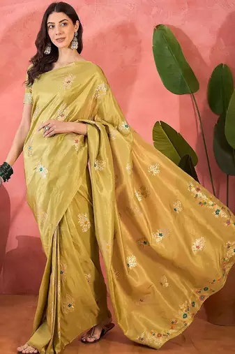 Green woven design banarasi saree with blouse piece