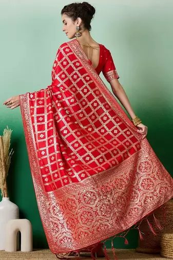 Red zari woven kanjeevaram saree with blouse piece