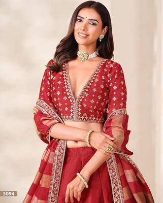 Red Embroidered Silk Blend Bridal Lehenga Choli Set 2