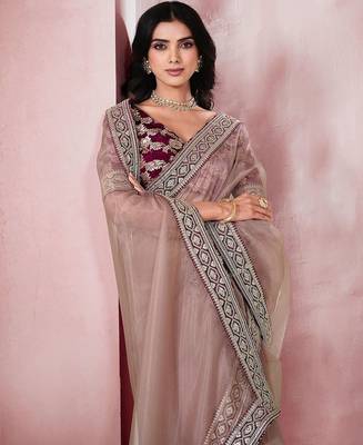 Pink sequinned saree with blouse piece 5