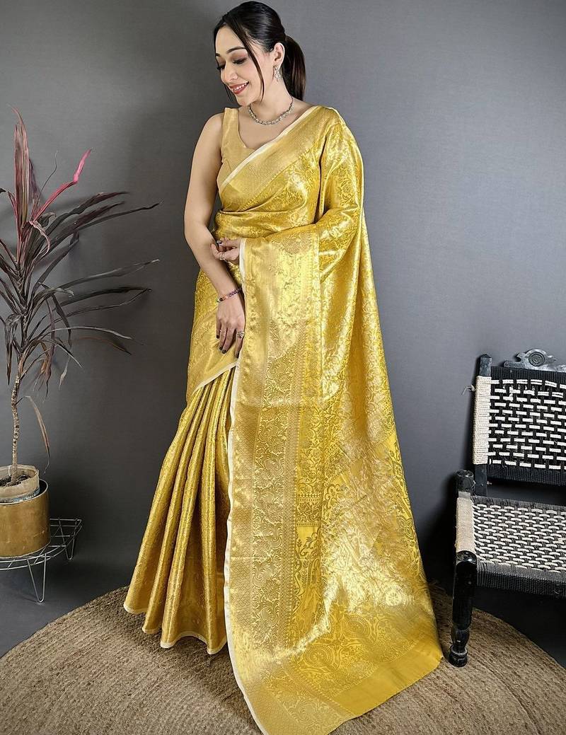 Gold woven design zari silk blend kanjeevaram saree