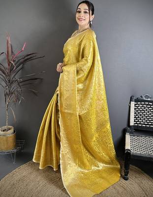 Gold woven design zari silk blend kanjeevaram saree 2