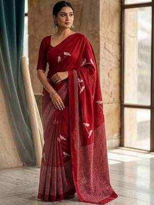 Maroon printed sarees with blouse piece 1