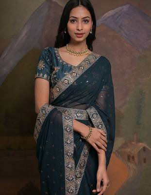 Teal embellished belted saree with blouse piece 4