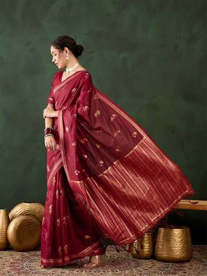 Red woven design kanjeevaram saree with blouse piece 4
