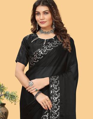 Black black sequinned  georgette sungudi saree 2