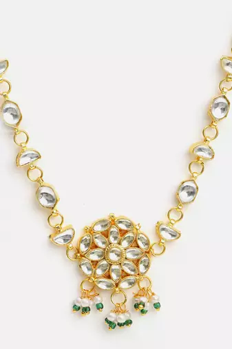 Gold plated kundan green beaded choker necklace