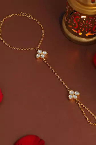 Gold plated kundan white stone haathphool