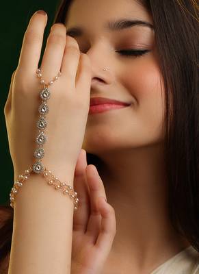 Gold plated kundan grey haathphool 1