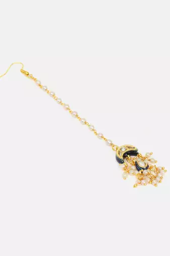 Gold plated kundan white beaded maang-tikka