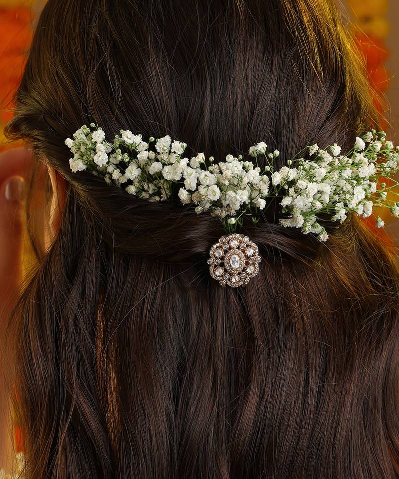 Gold plated kundan white stone hair pin