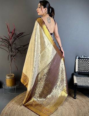 Cream floral woven design zari kanjeevaram saree with unstitched blouse piece 4
