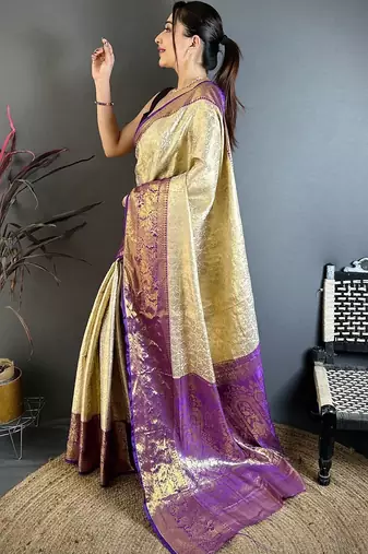 Cream woven design zari silk blend handloom kanjeevaram saree